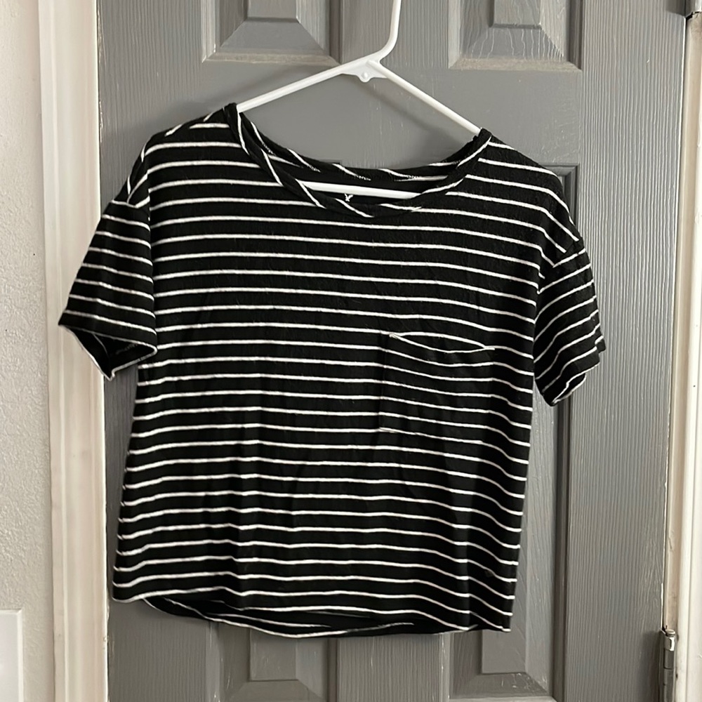 American Eagle Cropped Tee